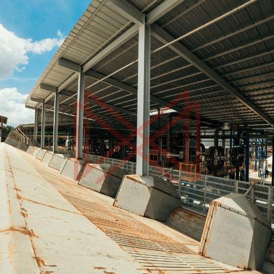 slider equipos palma de aceite: Tolva de Recibo de Fruto imagen 1