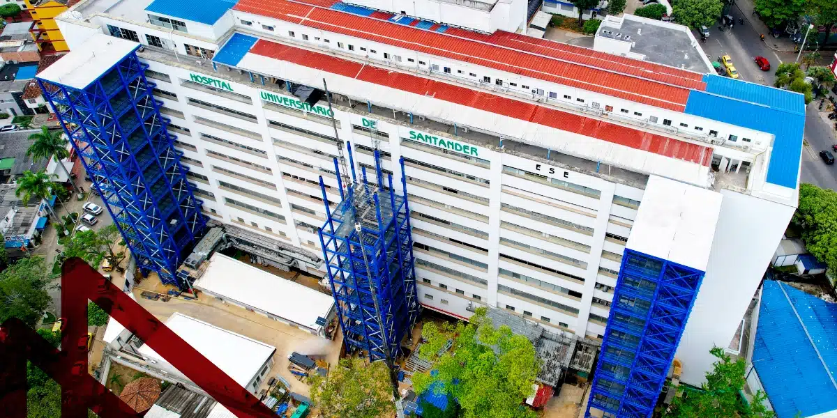 Fabricación y Montaje de 3 Torres Metálicas para el Consorcio Construcciones Hospitalarias por Metalteco