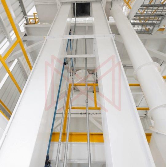 slider-equipos-alimentos-concentrados-elevador-de-cangilones-imagen-3